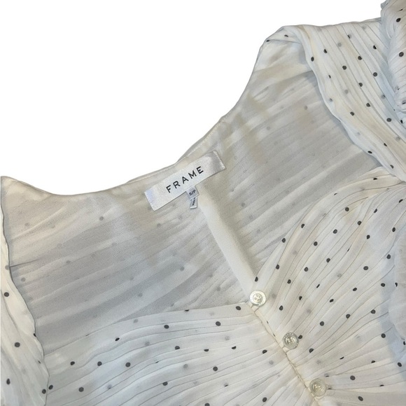 FRAME
GATHERED BUTTON FRONT TOP | Small - Picture 5 of 8